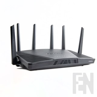 Synology RT6600ax | trójzakresowy router mesh WiFi 6, 2.5 GbE RJ-45 Port, Dual WAN, 4x4 MIMO, VLAN