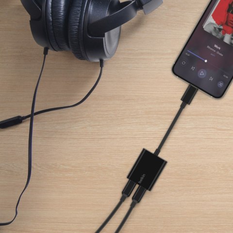 Belkin Adapter 2/USB-C do audio i ładowania PD 60W, czarny